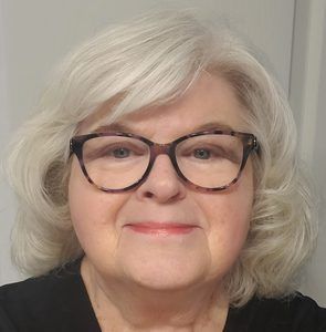 Meet your Posher, Gail